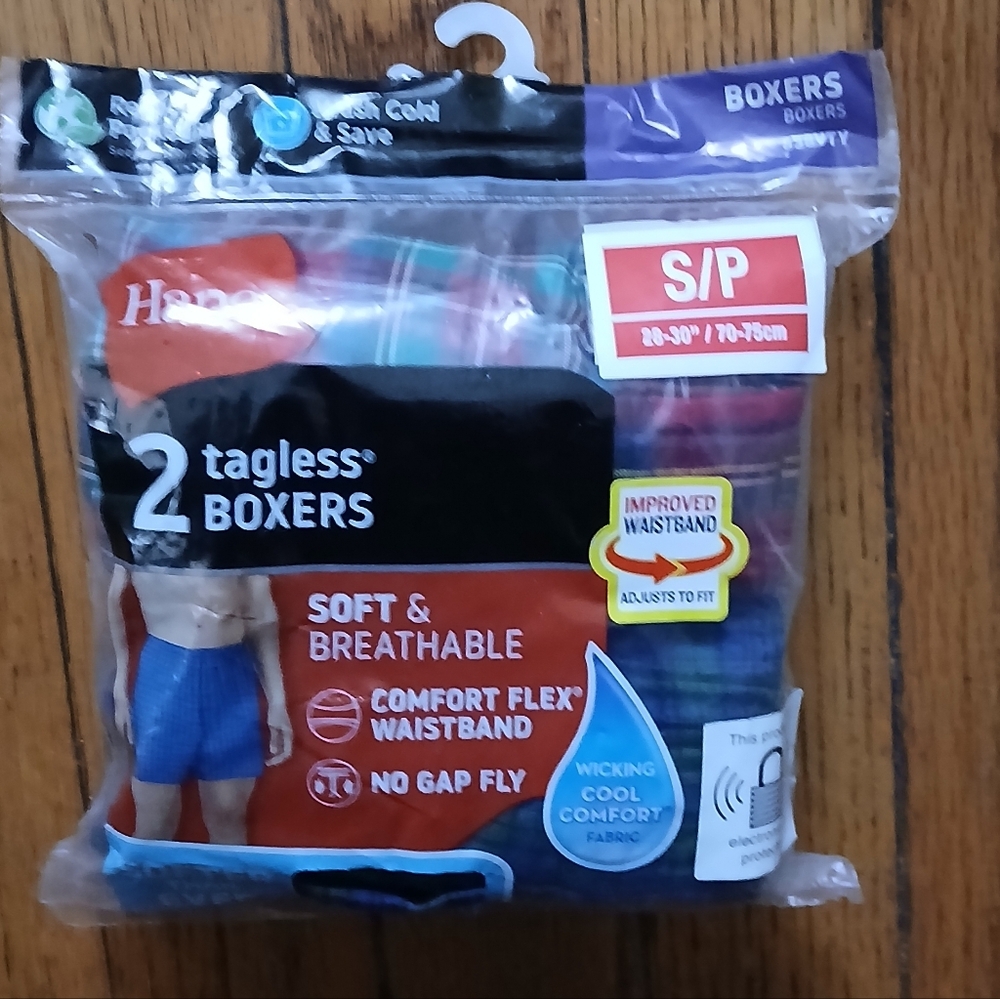Hanes - Men's Plaid 2pk Tagless Boxers. Size Small (28-30). New!